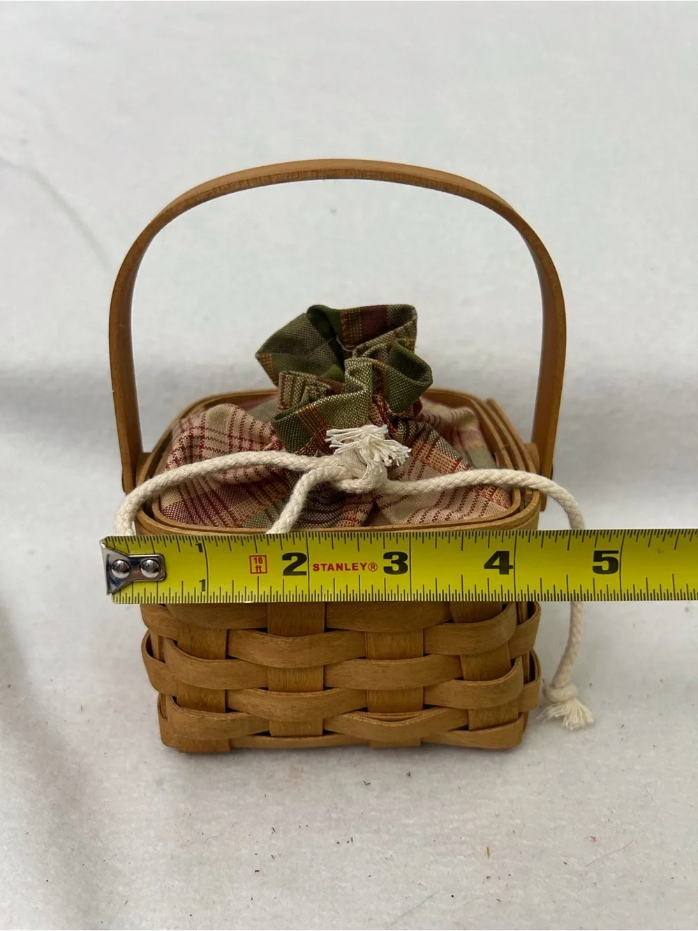 Longaberger 2003 Dresden Basket